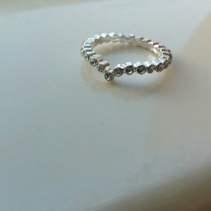 Rhinestone v shaped band
